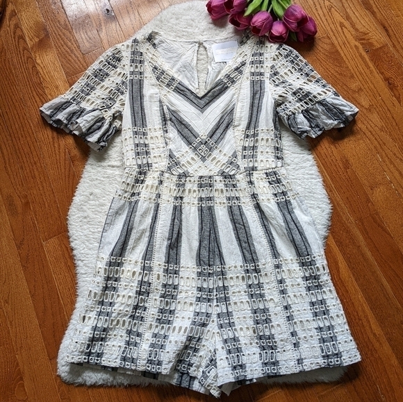 ANTHROPOLOGIE ett:twa striped eyelet romper 2 small - Picture 8 of 16